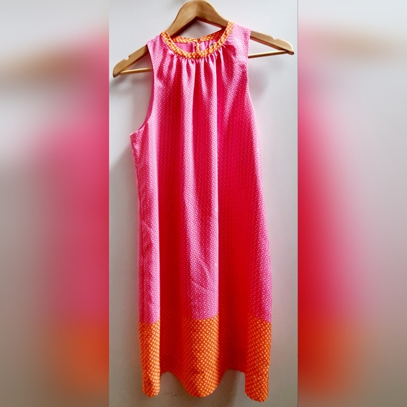Juicy Couture Dresses & Skirts - Juicy Couture Slip Dress Halter Tie Back SZ 6  Pink Orange White Geometric Print
